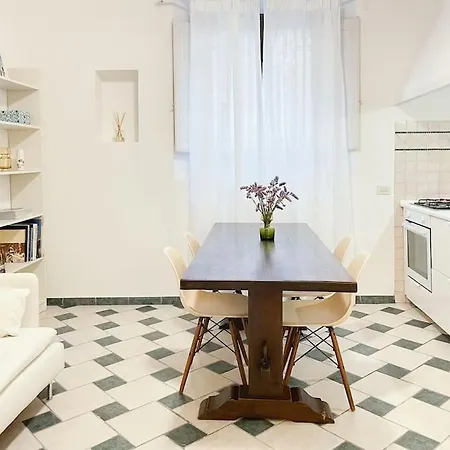 Ivy Apartment Florence